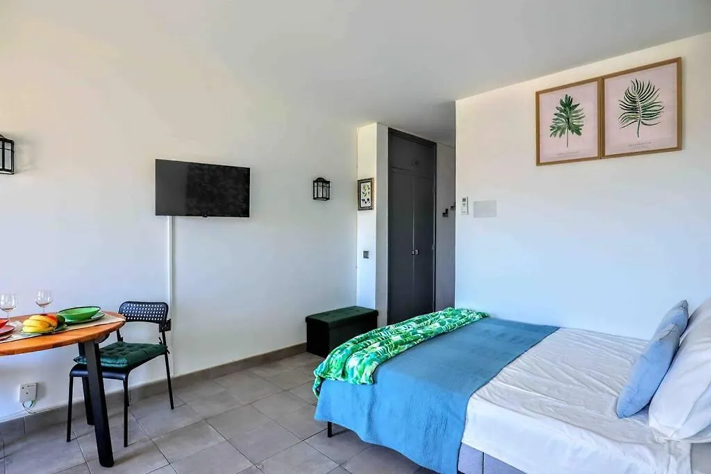 Cozy Holiday Home Palmeras - Wifi, Ac, Pool Torremolinos 0*,  Spain
